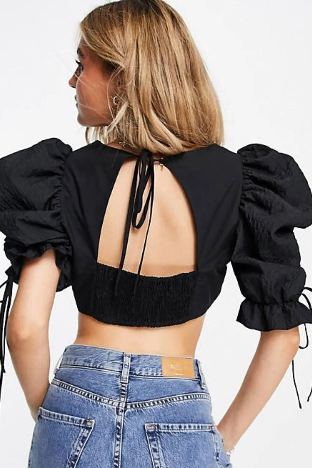Cropped Puff Sleeve Top In Black