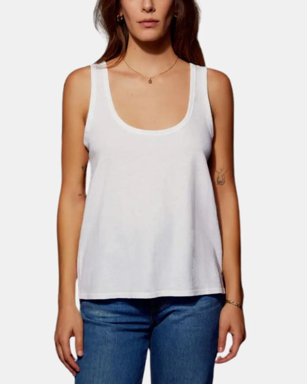 LABOWE TANK IN WHITE