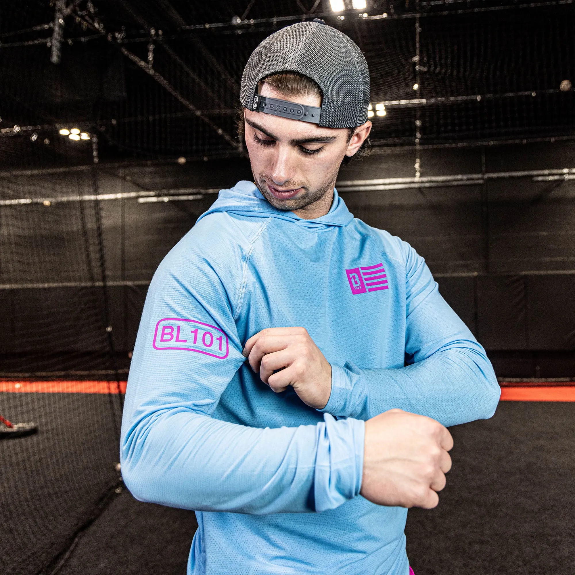 Off-Field Hoodie V2 - Cotton Candy Blue