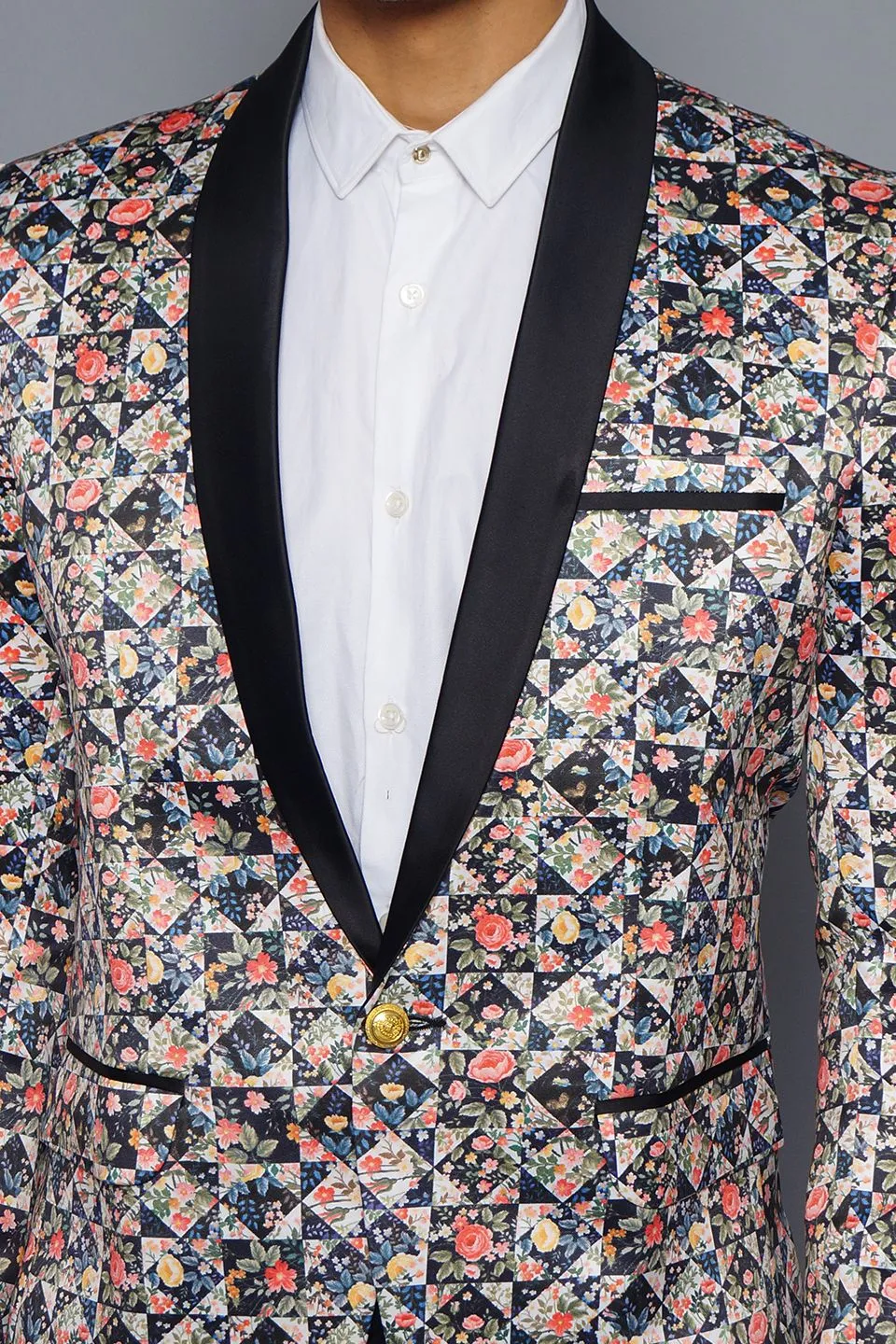 Polyester Fabric MulticolouRed Tuxedo