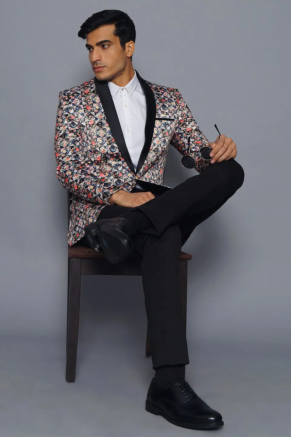 Polyester Fabric MulticolouRed Tuxedo